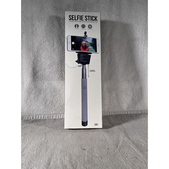 GEMS Selfie Stick 3ft Extendable Adjustable Universal Fit (White) - Picture 1 of 2